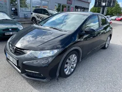 Svart Begagnad 2013 Honda Civic Sport Halvkombi | 106 100 kr (Marknadspris)