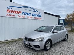 Silver Begagnad 2012 Kia ProCeed Halvkombi | 49 900 kr (Marknadspris)
