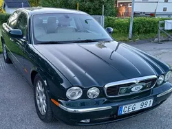 Grön Begagnad 2003 Jaguar XJ Sedan | 125 000 kr