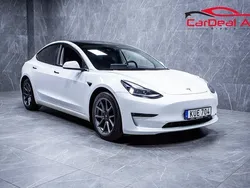 Vit Begagnad 2023 Tesla Model 3 Long Range Sedan | 364 800 kr (Marknadspris)