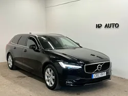 Svart Begagnad 2017 Volvo V90 Momentum Kombi | 219 900 kr (Marknadspris)
