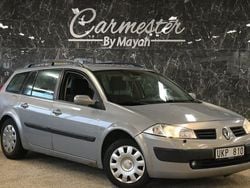 Ljusgrå (grå) Begagnad 2004 Renault Mégane GrandTour Kombi | 19 990 kr (Lite dyr)