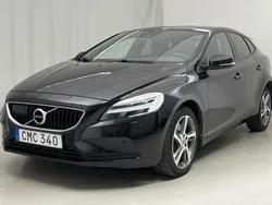 Svart Begagnad 2018 Volvo V40 Business Edition Kombi | 174 900 kr