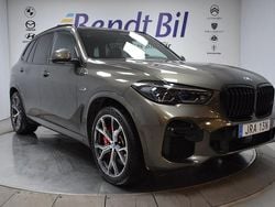 Manhattan metallic Begagnad 2022 BMW X5 Comfort Edition SUV | 704 500 kr (Marknadspris)