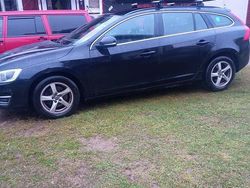 Svart Begagnad 2014 Volvo V60 Momentum Kombi | 65 000 kr (Marknadspris)