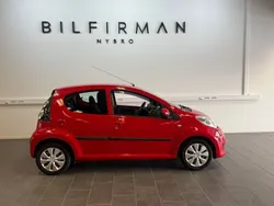 Röd Begagnad 2010 Citroën C1 Halvkombi | 34 900 kr (Marknadspris)