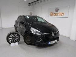 Svart Begagnad 2017 Renault Clio GrandTour Intens Kombi | 79 900 kr (Marknadspris)