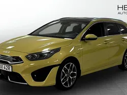 Gul (yellow) Begagnad 2022 Kia Ceed Sportswagon 2 Kombi | 269 900 kr (Marknadspris)