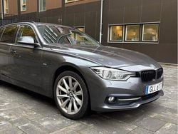 Grå Begagnad 2016 BMW 320 Sport Line Kombi | 170 000 kr (Bra pris)