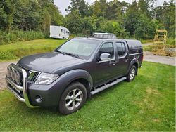 Grå Begagnad 2011 Nissan Navara Pickup | 95 000 kr (Marknadspris)