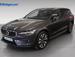 Begagnad 2023 Volvo V60 CC Kombi | 435 900 kr