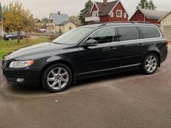 Grå Begagnad 2014 Volvo V70 Momentum Kombi | 110 000 kr (Bra pris)