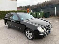 Mercedes E320