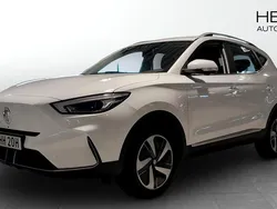 Vit (white) Begagnad 2022 MG ZS Luxury Sedan | 249 900 kr (Bra pris)