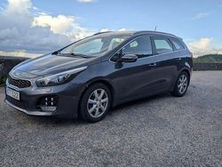 Grå Begagnad 2016 Kia Ceed Sportswagon Kombi | 110 000 kr (Dyr)