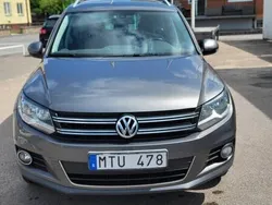 Grå Begagnad 2012 VW Tiguan Sportline SUV | 95 000 kr (Marknadspris)
