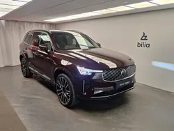 Mörkröd (röd) Ny 2025 Volvo XC90 Ultra SUV | 959 000 kr