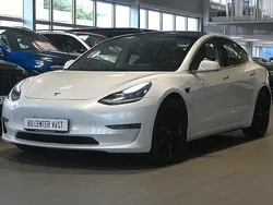 Vit Begagnad 2020 Tesla Model 3 Performance Sedan | 269 000 kr (Bra pris)