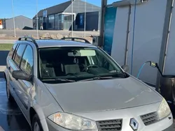 Grå Begagnad 2006 Renault Mégane GrandTour Kombi | 12 000 kr (Marknadspris)