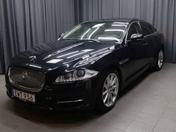Svart Begagnad 2012 Jaguar XJ Premium Luxury Sedan | 179 000 kr (Marknadspris)