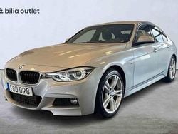 Silver Begagnad 2017 BMW 318 Sedan | 219 900 kr (Lite dyr)