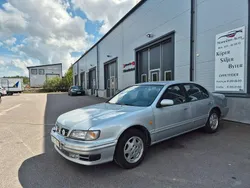 Silver Begagnad 1999 Nissan Maxima Sedan | 34 900 kr