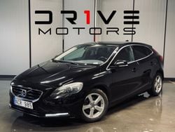 Svart Begagnad 2013 Volvo V40 Momentum Kombi | 89 900 kr (Marknadspris)