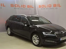 Svart Begagnad 2022 Skoda Superb Business Line Kombi | 298 800 kr (Bra pris)