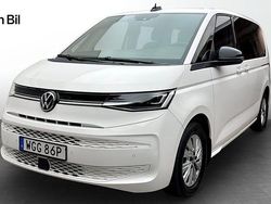 Vit (candyvit) Begagnad 2024 VW Multivan Life Van | 609 900 kr (Dyr)