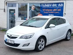 Vit Begagnad 2011 Opel Astra Sport Halvkombi | 37 800 kr (Marknadspris)