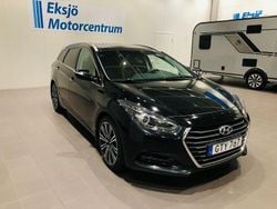 Svart (svart metallic) Begagnad 2015 Hyundai i40 Kombi | 129 900 kr (Lite dyr)