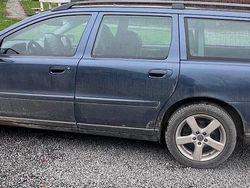 Blå metallic Begagnad 2005 Volvo V70 Kombi | 25 000 kr (Lite dyr)