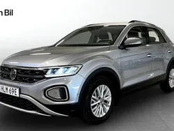 Silver (pyrit silver metallic) Begagnad 2022 VW T-Roc SUV | 269 900 kr (Marknadspris)