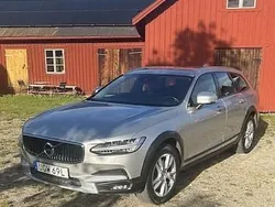 Silver Begagnad 2019 Volvo V90 CC Momentum Kombi | 285 000 kr (Marknadspris)