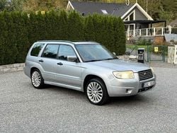 Silver Begagnad 2006 Subaru Forester SUV | 33 900 kr (Marknadspris)