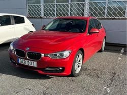 Röd Begagnad 2013 BMW 320 Sedan | 125 000 kr (Marknadspris)