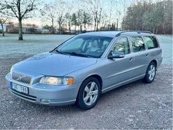 Silver Begagnad 2008 Volvo V70 Momentum Kombi | 39 500 kr (Superpris)