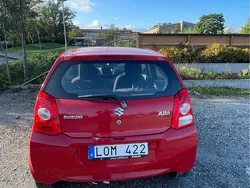 Röd Begagnad 2011 Suzuki Alto Halvkombi | 20 500 kr (Marknadspris)