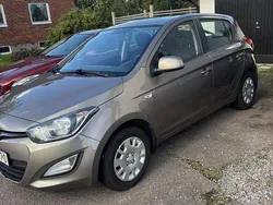 Brun Begagnad 2013 Hyundai i20 Select Halvkombi | 53 000 kr (Marknadspris)