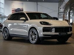 Ljusgrå Begagnad 2023 Porsche Cayenne SUV | 1 089 000 kr (Superpris)