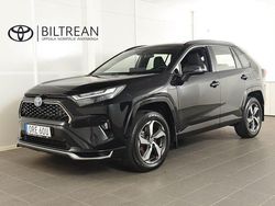 Svart (svart metallic ) Begagnad 2023 Toyota RAV4 Hybrid Active SUV | 499 900 kr (Dyr)