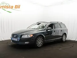 Grå Begagnad 2014 Volvo V70 Kombi | 94 900 kr (Marknadspris)