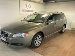 Grön Begagnad 2010 Volvo V70 Momentum Kombi | 79 900 kr (Marknadspris)