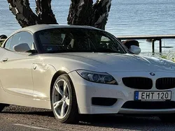 Vit Begagnad 2010 BMW Z4 Comfort Edition Cab | 229 000 kr (Marknadspris)