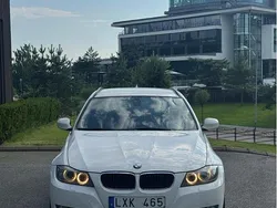 Vit Begagnad 2012 BMW 320 Kombi | 97 000 kr (Bra pris)