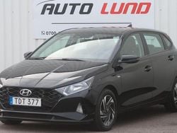 Svart Begagnad 2021 Hyundai i20 Essential Halvkombi | 158 000 kr (Dyr)