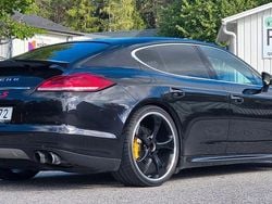 Svart Begagnad 2012 Porsche Panamera Turbo S Sedan | 399 800 kr