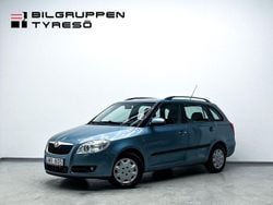 Ljusgrå (grå) Begagnad 2009 Skoda Fabia Kombi | 39 900 kr (Marknadspris)
