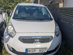 Vit Begagnad 2011 Kia Venga Comfort Halvkombi | 44 000 kr (Marknadspris)