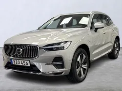 Silver Ny 2024 Volvo XC60 Core SUV | 569 900 kr (Bra pris)